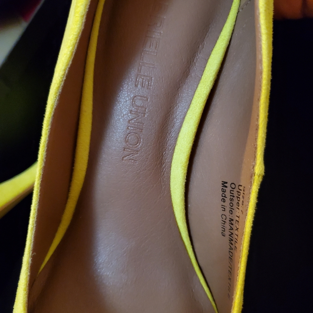 Ladies Shoes - Picture 10 of 13